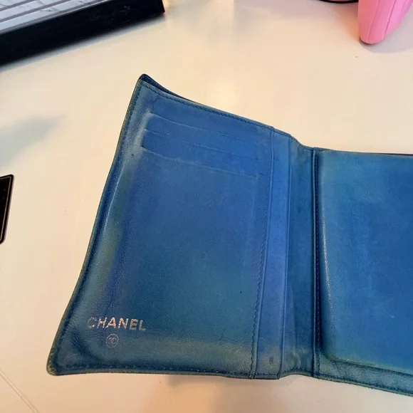 Vintage Chanel Bi-Fold Caviar Leather CC Wallet 1996-1997 Blue 💙 - Picture 7 of 13